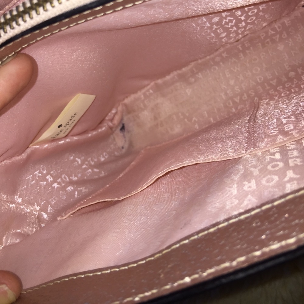 Kate Spade Purse - Picture 5 of 8